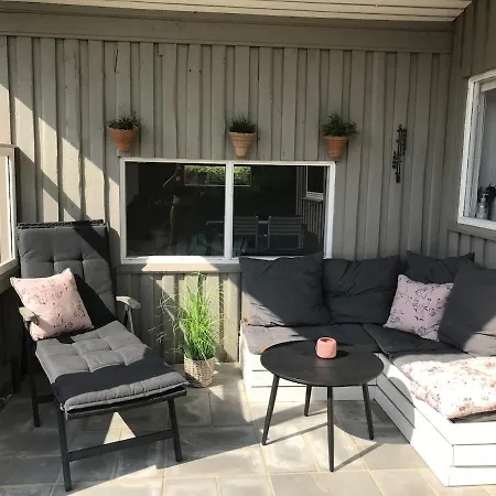 Cottage Near Lovely Beach ボルコップ